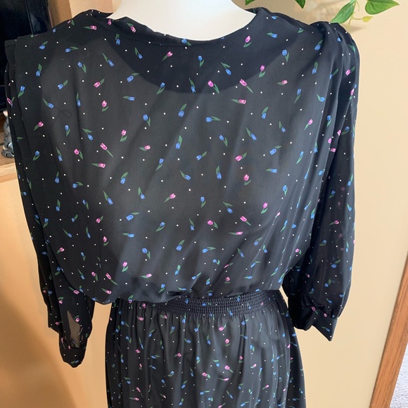 Vintage Floral Dress - Picture 2 of 5